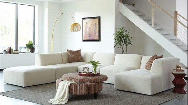 How to protect your living room furniture during the holidays!